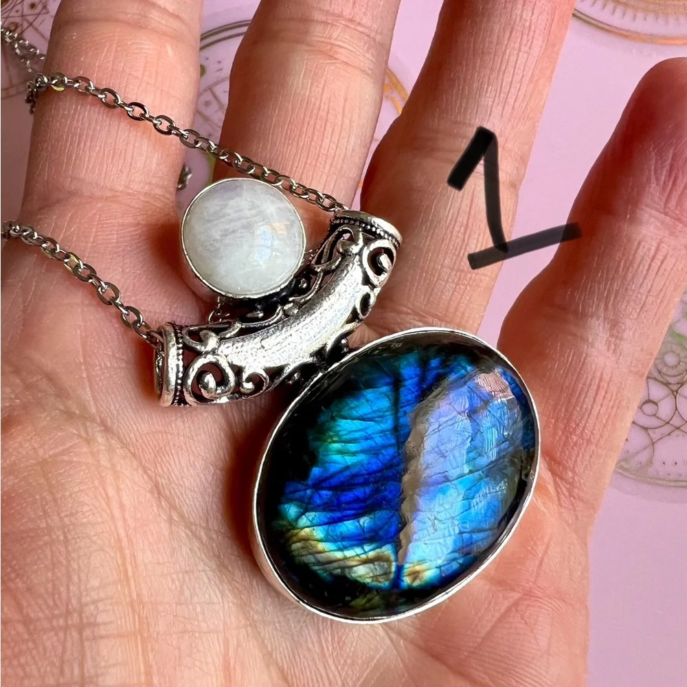 925 OMG OMG! Choose from 10! FLASH LABRADORITE + Moonstone Pendant Necklace - Picture 1 of 8